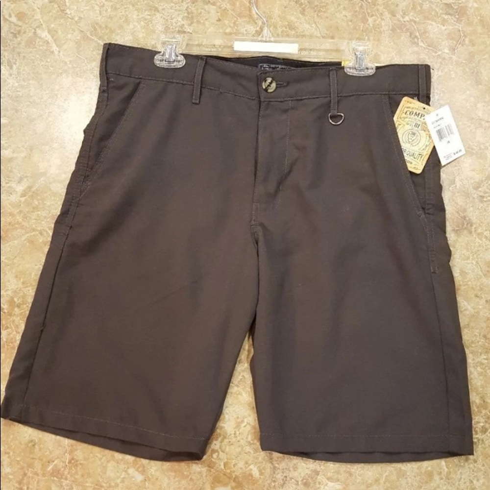 Men’s company 81 shorts